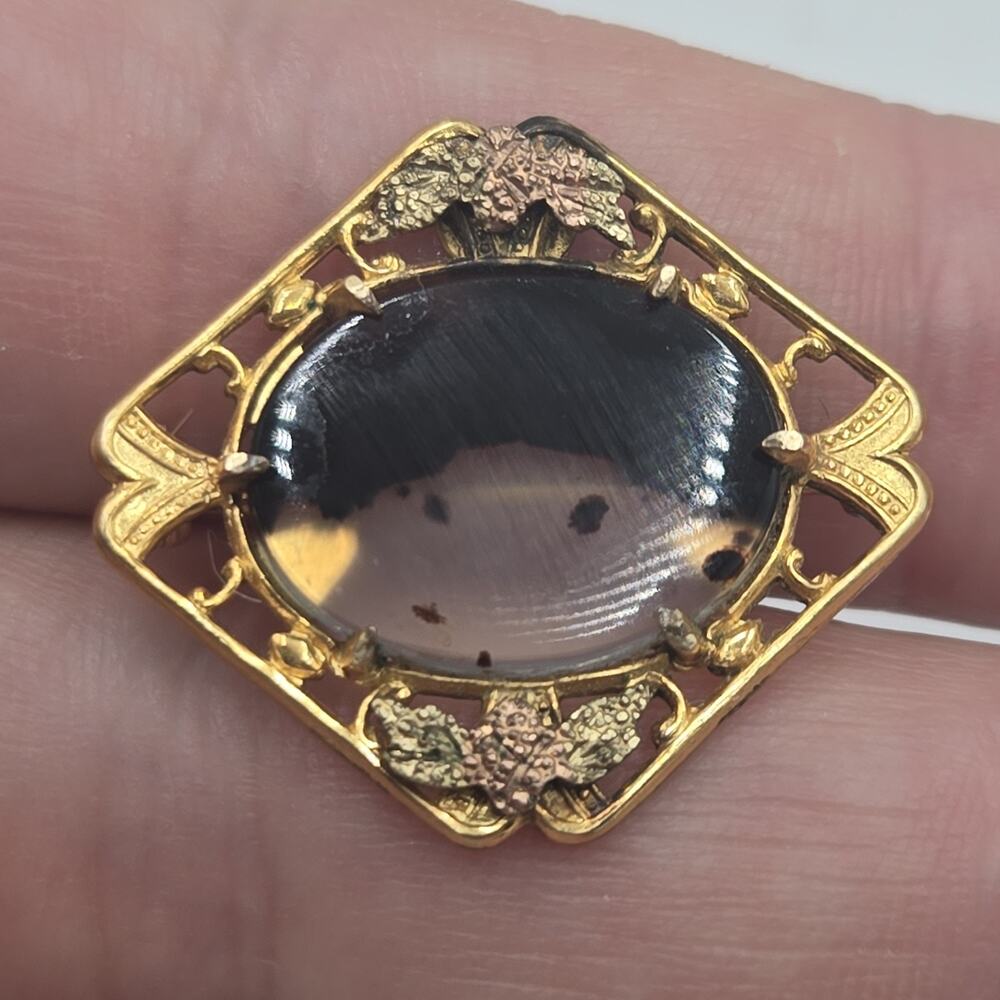 Vintage Black Hills Gold Agate 12K Gold Leaves Gold Filled Frame Brooch Pin